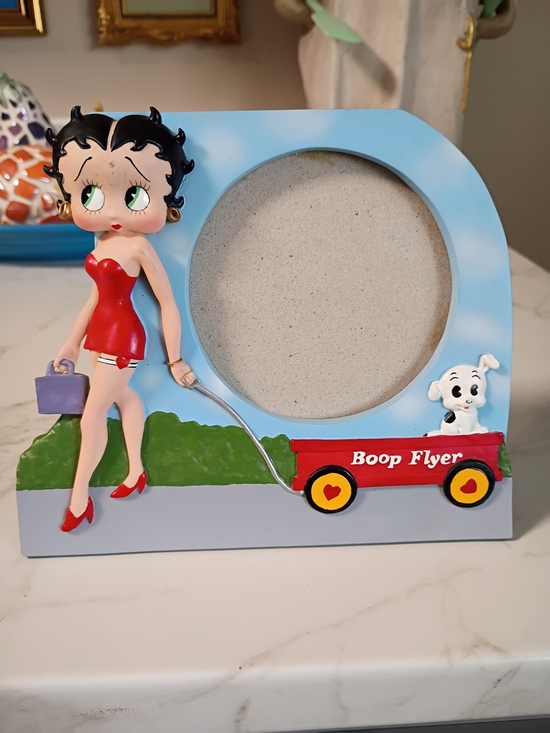 red dress betty boop Embroidered Patch : Clothing, Shoes & Jewelry Wear it to brunch Betty Boop Midi Dress SMALL